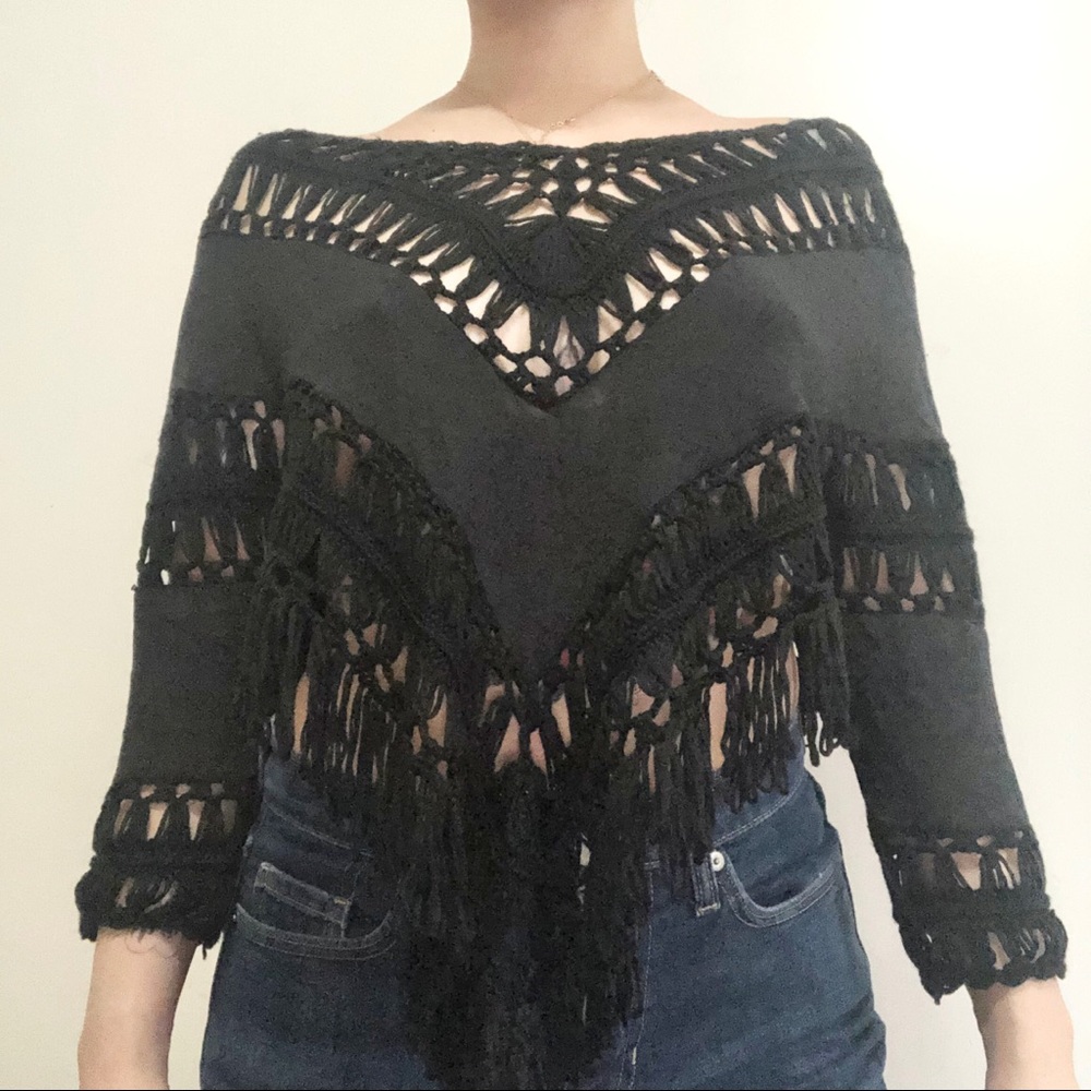 LF Black Crop Top